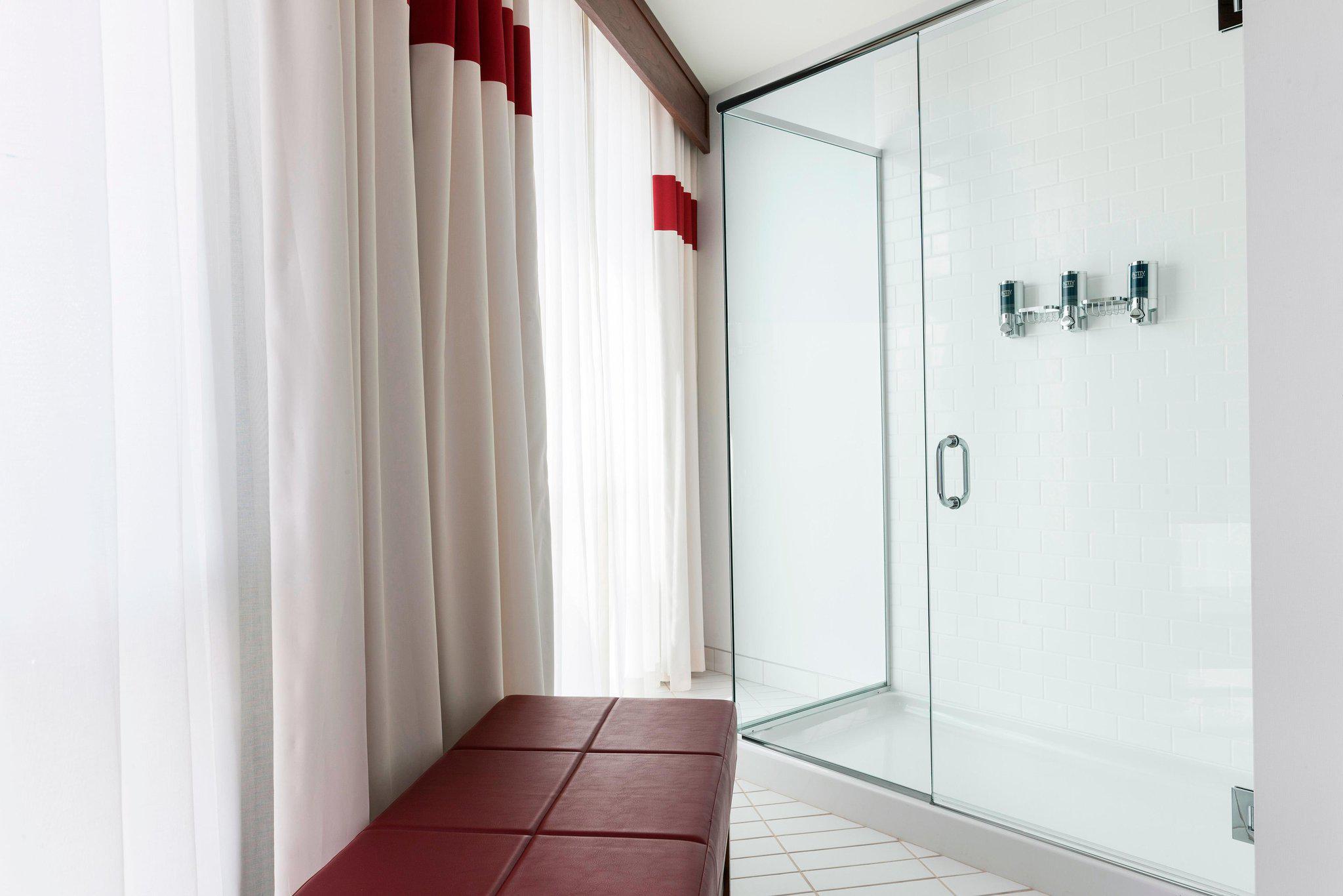 Four Points By Sheraton Seattle Airport South Des Moines Bagian luar foto