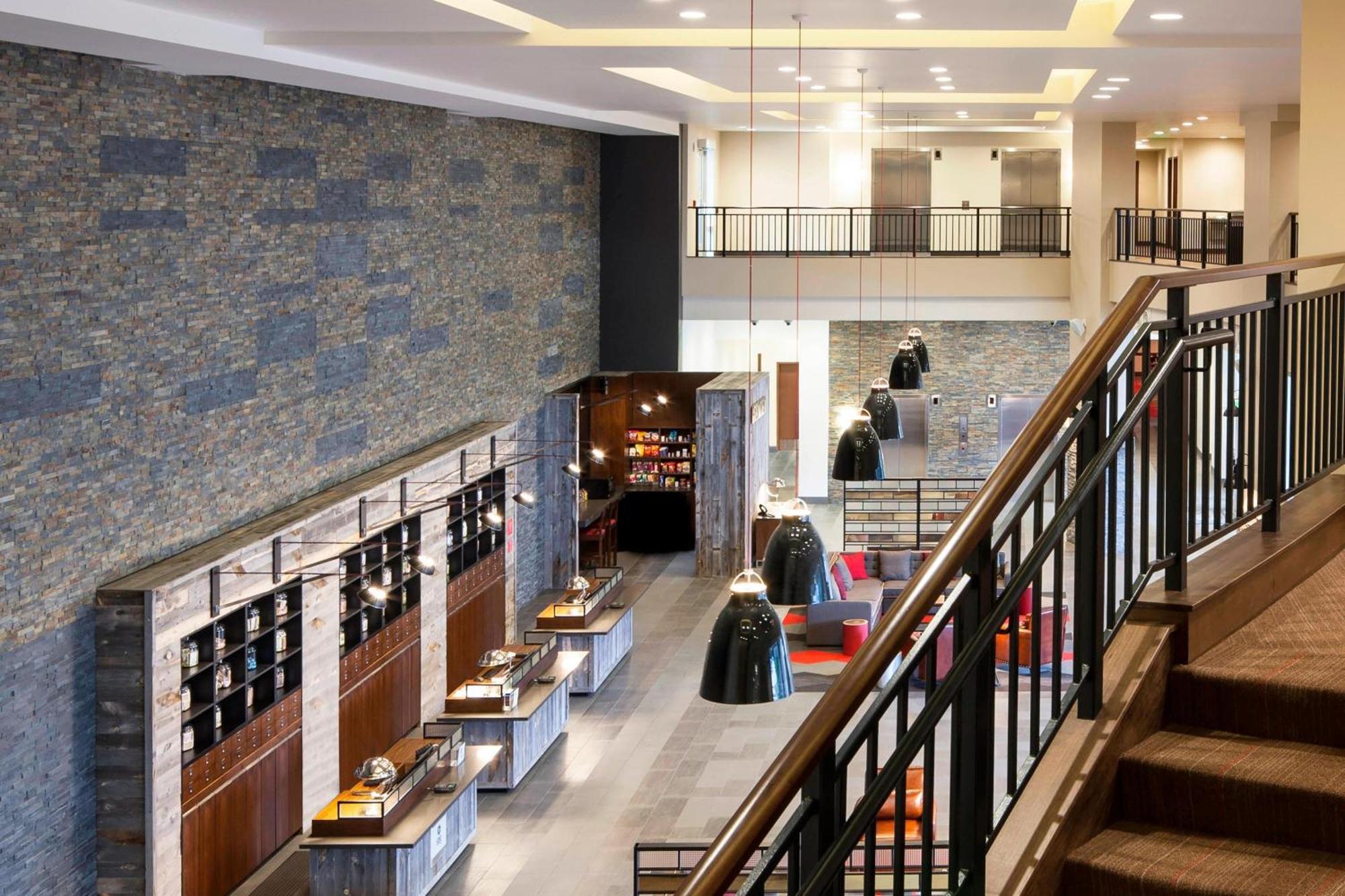 Four Points By Sheraton Seattle Airport South Des Moines Bagian luar foto